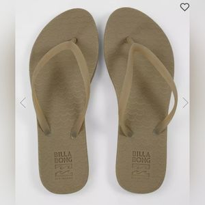 Billabong good waves flip-flops 8 sage color NWT